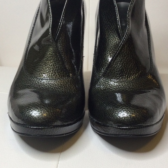 GUC Jessica Simpson Olive Patent Ankle Booties,10M - Picture 7 of 15